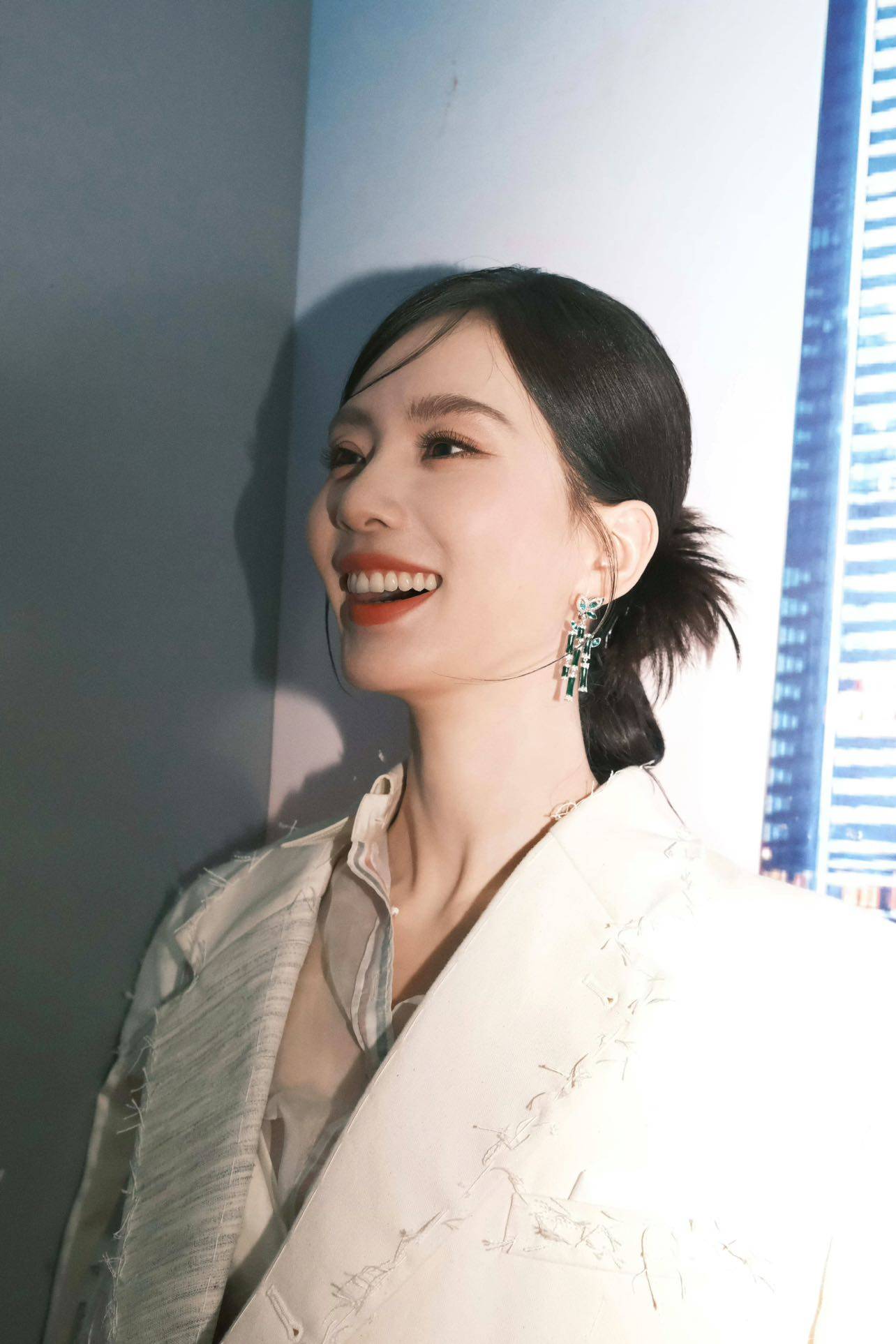 女子游泳全面开花，多面手金牌接连加冕